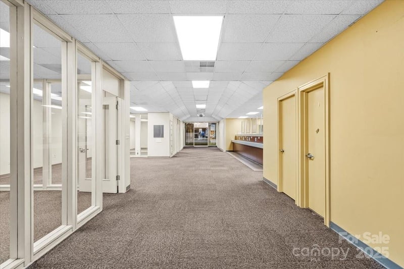 704 N Cannon Blvd, Kannapolis, NC 28083