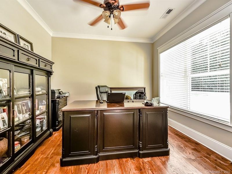 8247 Paytons Pointe Ln, Denver, NC 28037