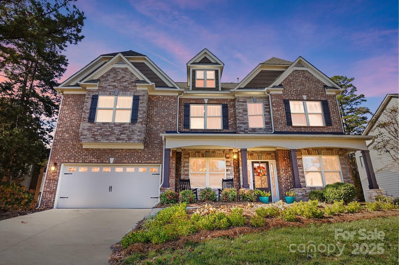 2859 Donegal Dr, Kannapolis, NC 28081
