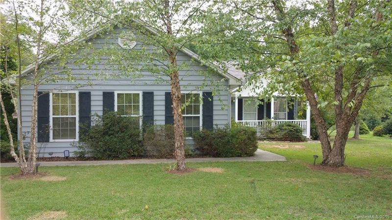 4360 Slanting Bridge Rd #2, Sherrills Ford, NC 28673