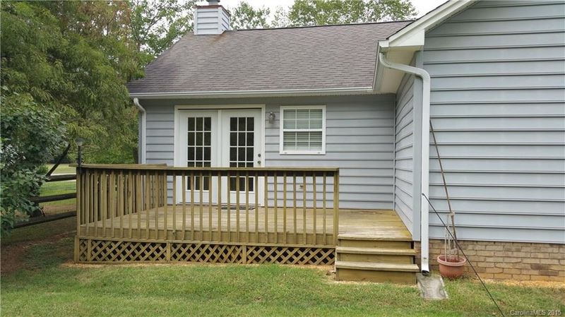 4360 Slanting Bridge Rd #2, Sherrills Ford, NC 28673