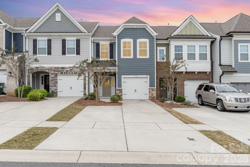 334 Embers Ln, Clover, SC 29710