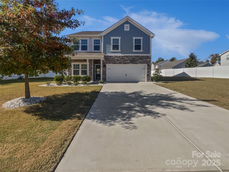 2718 Odessa Dr, Clover, SC 29710