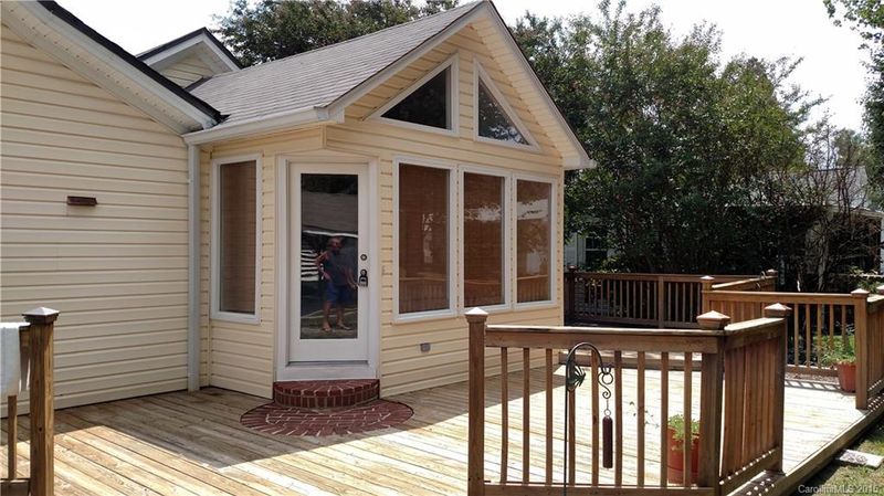 218 S East Ave, Kannapolis, NC 28083