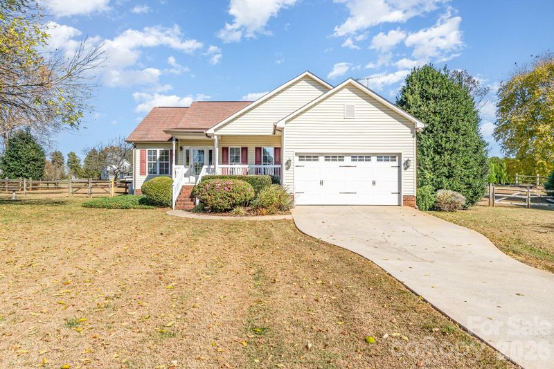 105 Cool Creek Ln, Mt Ulla, NC 28125