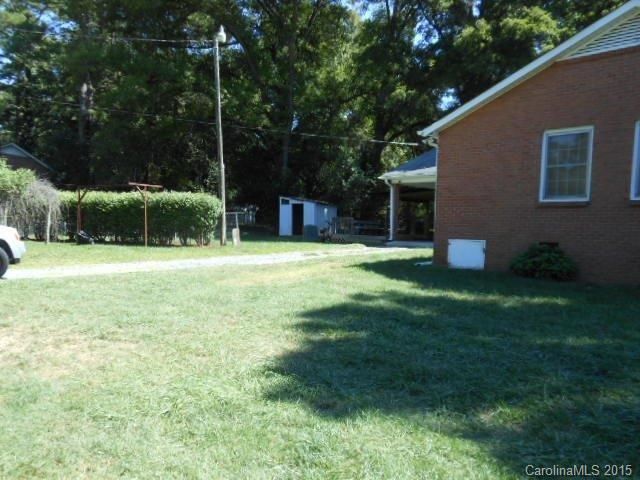 5601 Hickory Grove Rd #2, Charlotte, NC 28215