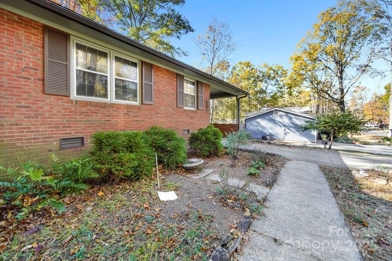 201 Smith St #13, Wingate, NC 28174