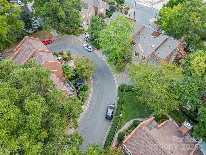 332 Settlers Ln, Charlotte, NC 28202