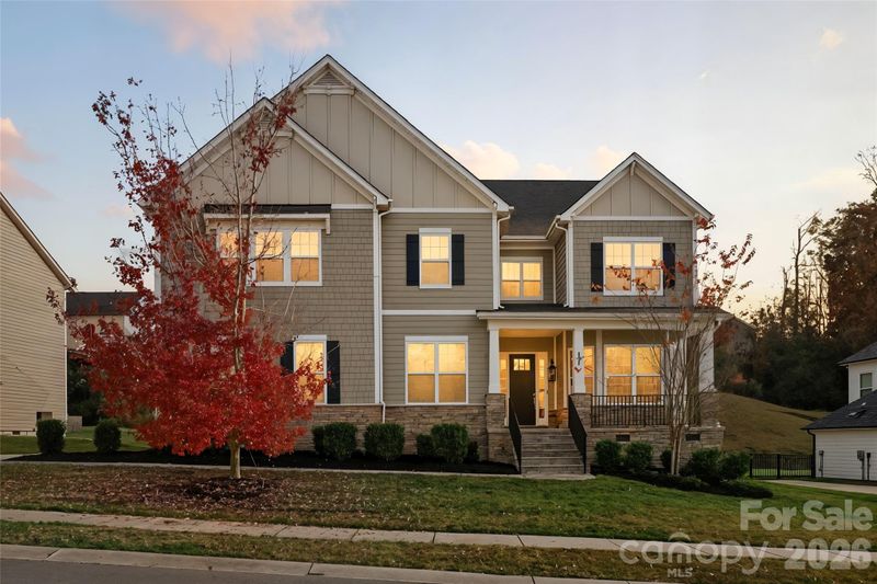 194 Forsythia Ln, Tega Cay, SC 29708