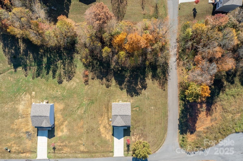 139 Jo Creek Ln, Harmony, NC 28634