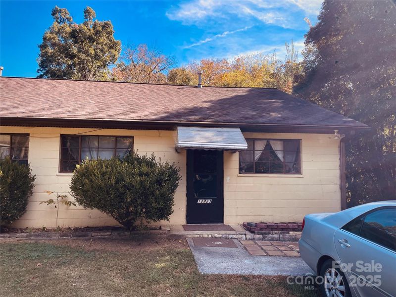 12725 Moores Chapel Rd, Charlotte, NC 28214