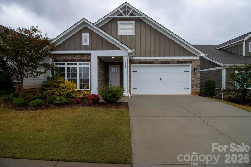 6642 Star Dr, Sherrills Ford, NC 28673
