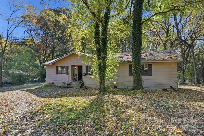 1417 Santee St, Charlotte, NC 28208