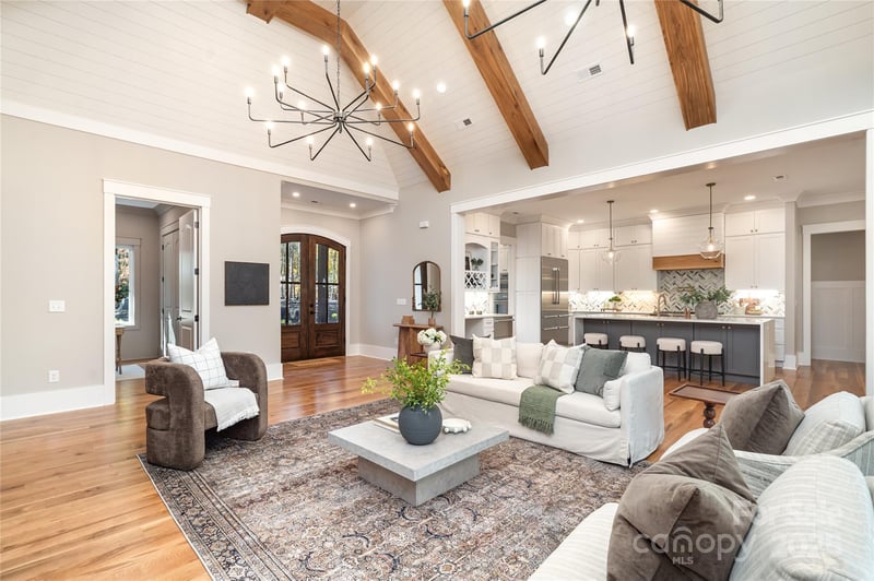 6632 Silver Fox Rd, Charlotte, NC 28270