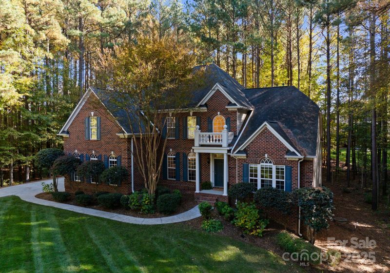 107 Summer Wind Ln, Mount Holly, NC 28120