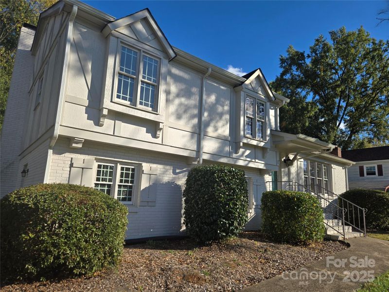 7214 Fox Hunt Rd, Charlotte, NC 28212