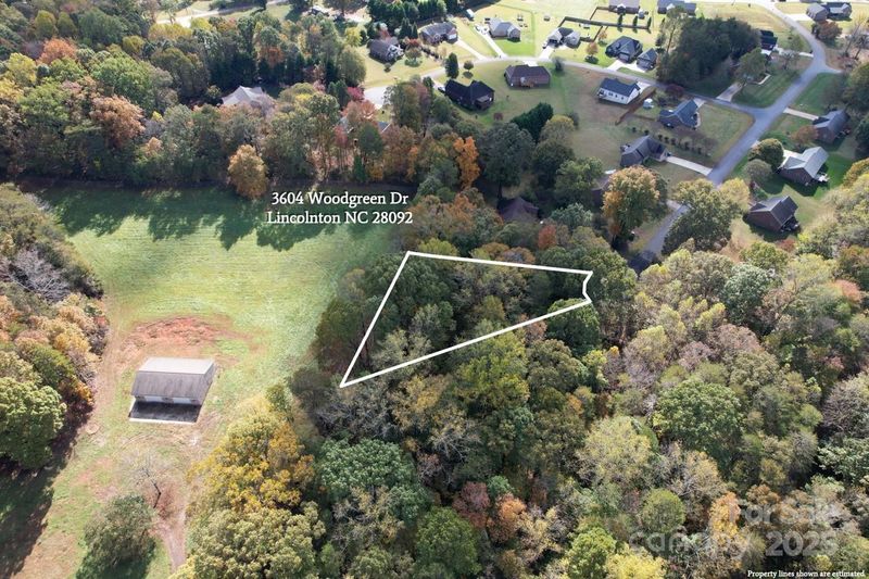 3604 Woodgreen Dr, Lincolnton, NC 28092