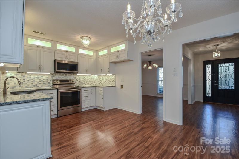 1227 Well Spring Dr, Charlotte, NC 28262