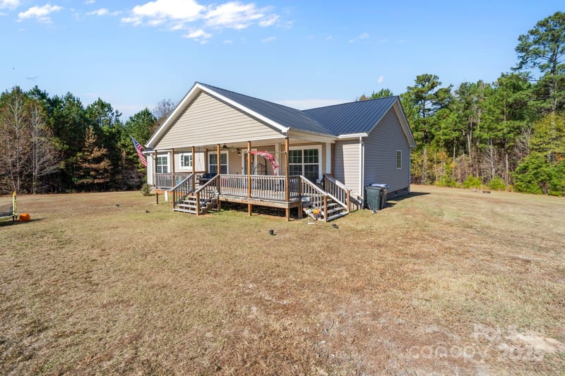 1732 Beach Ln, Heath Springs, SC 29058