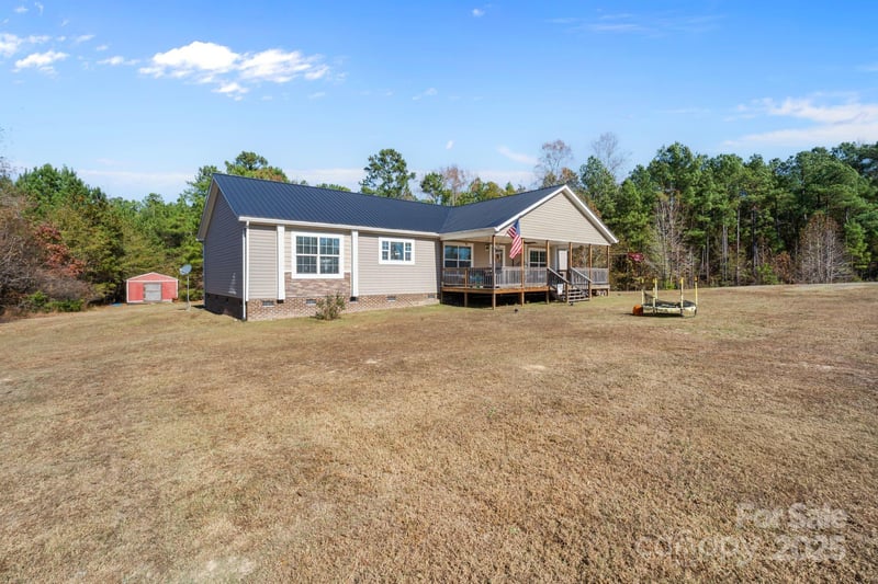 1732 Beach Ln, Heath Springs, SC 29058