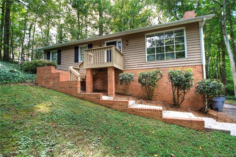 6400 Ciscayne Pl, Charlotte, NC 28211