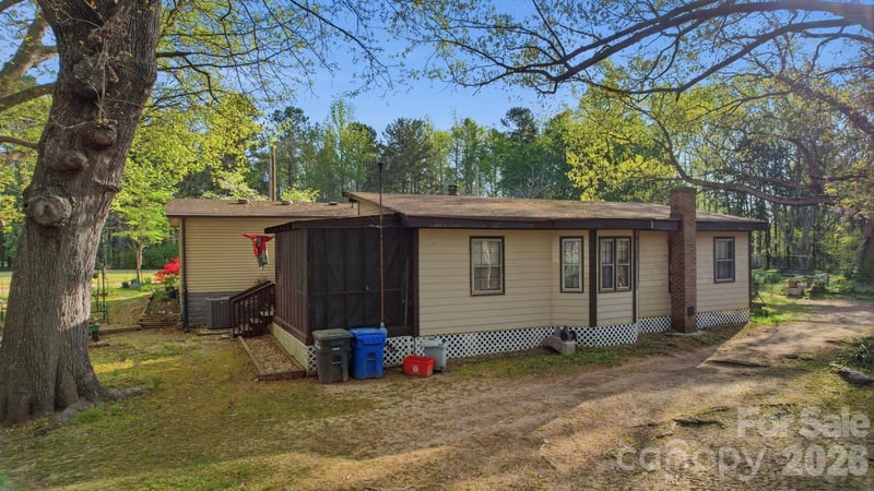 7922 Silver Maple Ln, Mint Hill, NC 28227