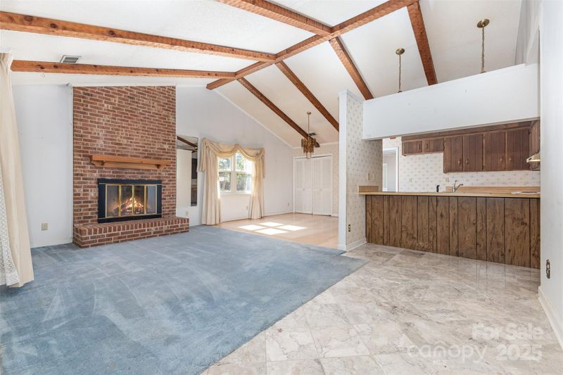 7428 Bradgate Rd, Charlotte, NC 28217