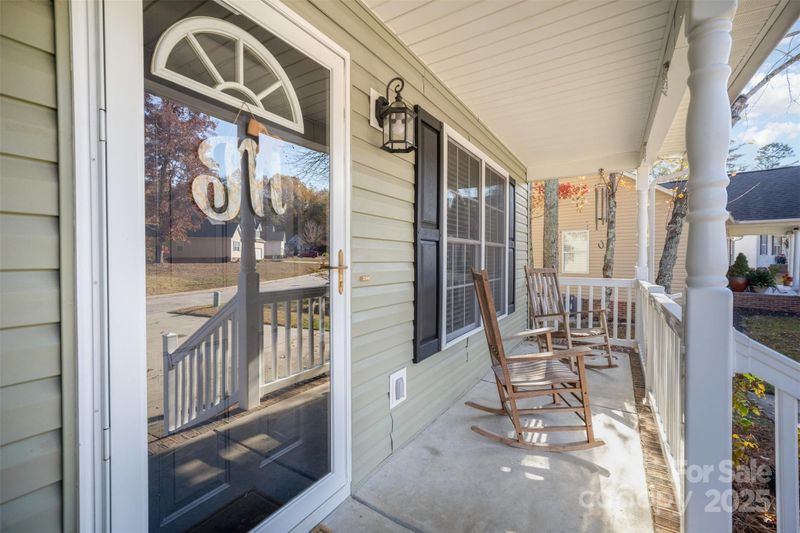 522 Kittiewake Ln, Clover, SC 29710