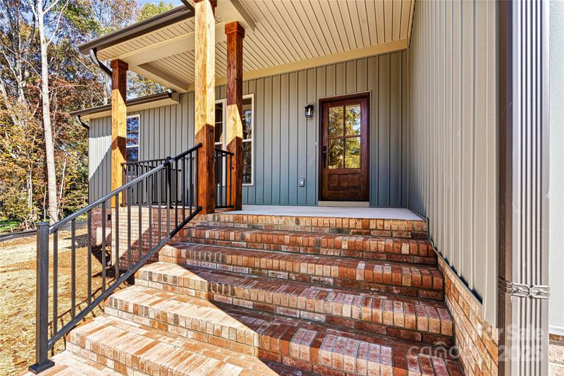 2050 Hermit Trl, Newton, NC 28658
