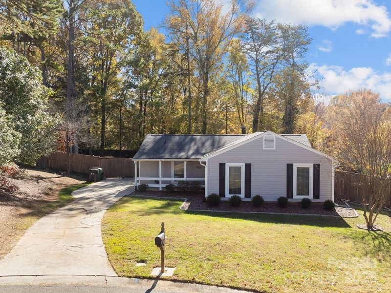9036 Trailhead Ct, Charlotte, NC 28227