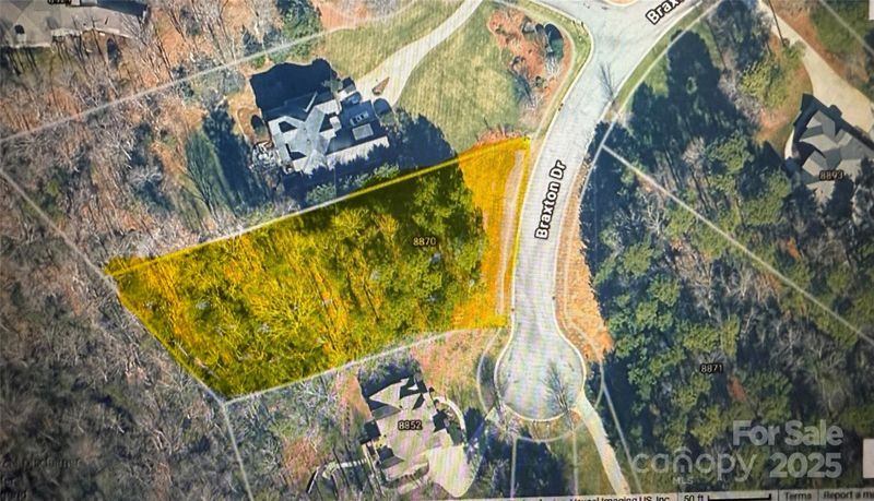 8870 Braxton Dr, Sherrills Ford, NC 28673