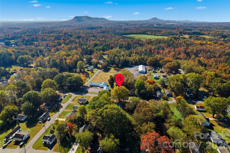 116 E Boston Ave, Bessemer City, NC 28016