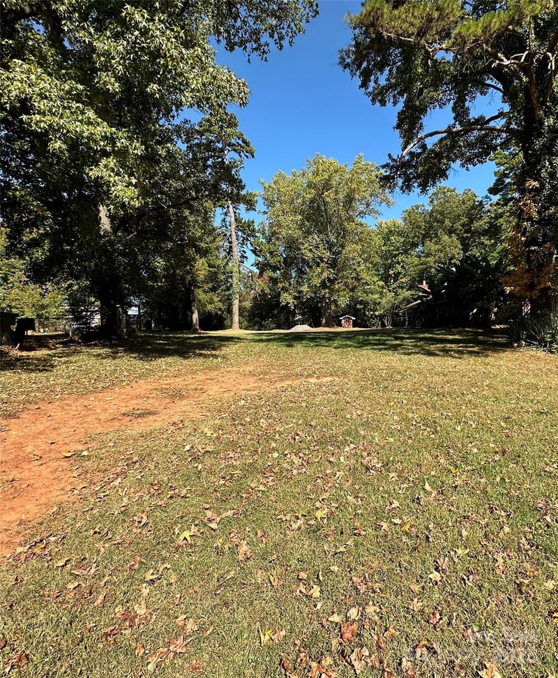 4220 Mckinley Rd, Charlotte, NC 28208