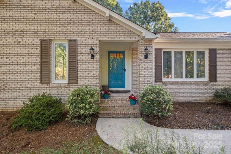 1622 Piccadilly Dr, Charlotte, NC 28211