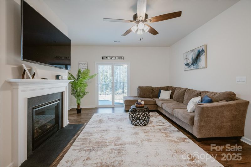 582 King Clover Ln, Clover, SC 29710