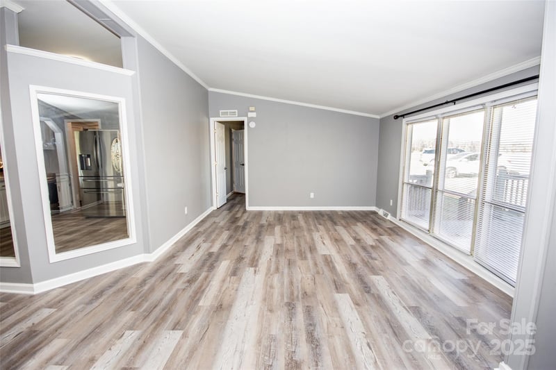 943 Tabor Rd, Olin, NC 28660