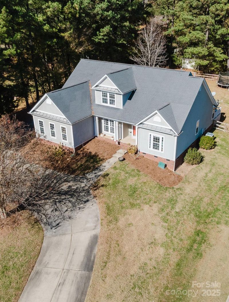 8738 Dartmoor Pl, Mint Hill, NC 28227