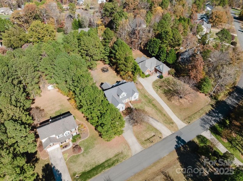 8738 Dartmoor Pl, Mint Hill, NC 28227
