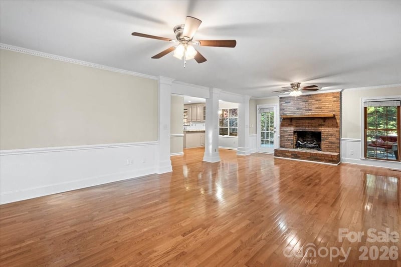 1061 Fairway Dr, Kannapolis, NC 28081