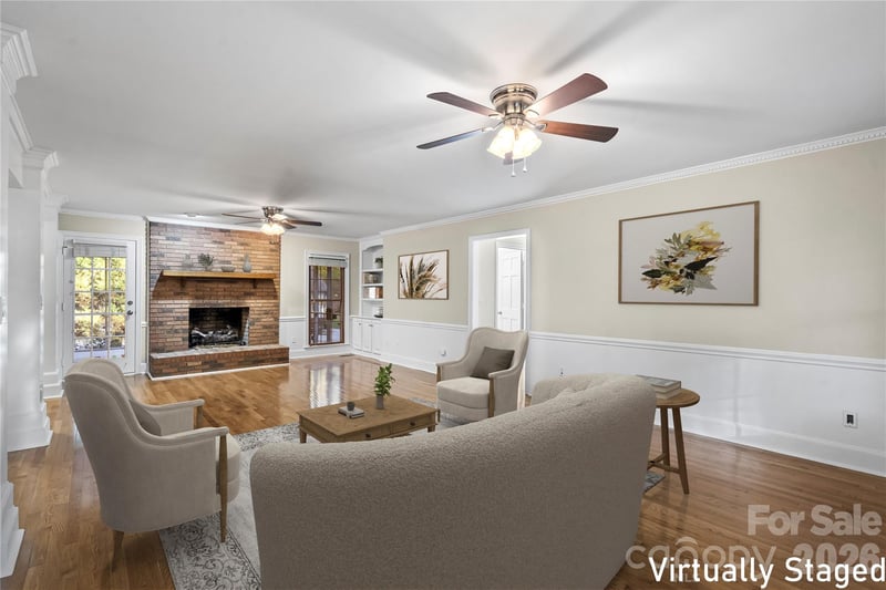 1061 Fairway Dr, Kannapolis, NC 28081