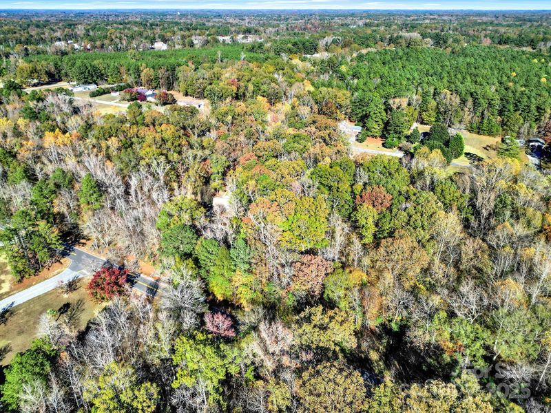 2895 Courtside Dr, Lancaster, SC 29720