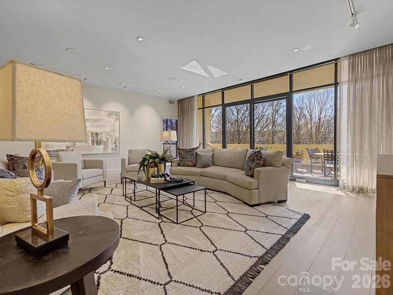 2633 Richardson Dr #5B, Charlotte, NC 28211