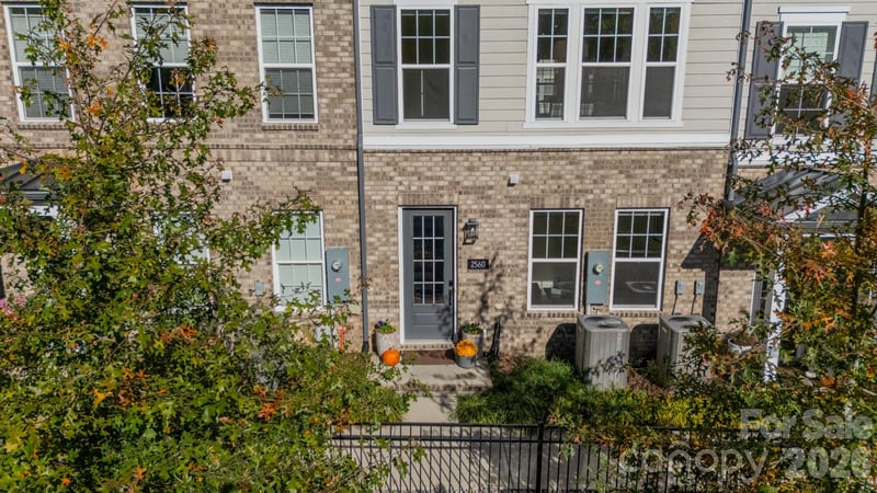 2560 Deacon Ave, Charlotte, NC 28204