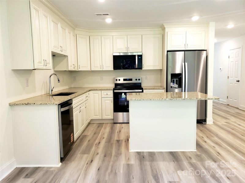 15826 S J Lawrence Rd, Charlotte, NC 28273
