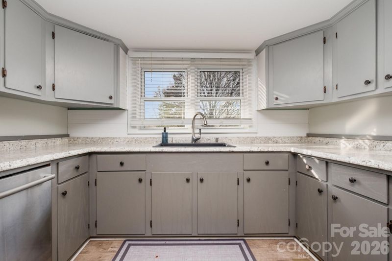 603 Old North Main St, Clover, SC 29710