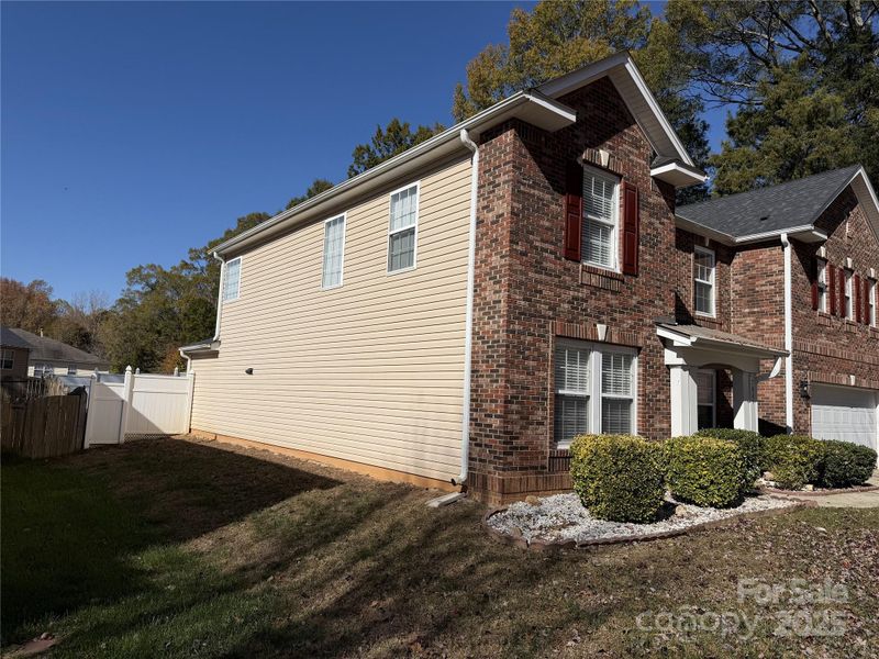 7841 Cornflower Commons Dr, Mint Hill, NC 28227