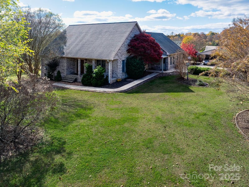 1071 Caleb Setzer Rd, Newton, NC 28658