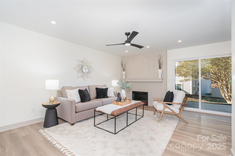 7802 Renaissance Ct #B, Charlotte, NC 28226