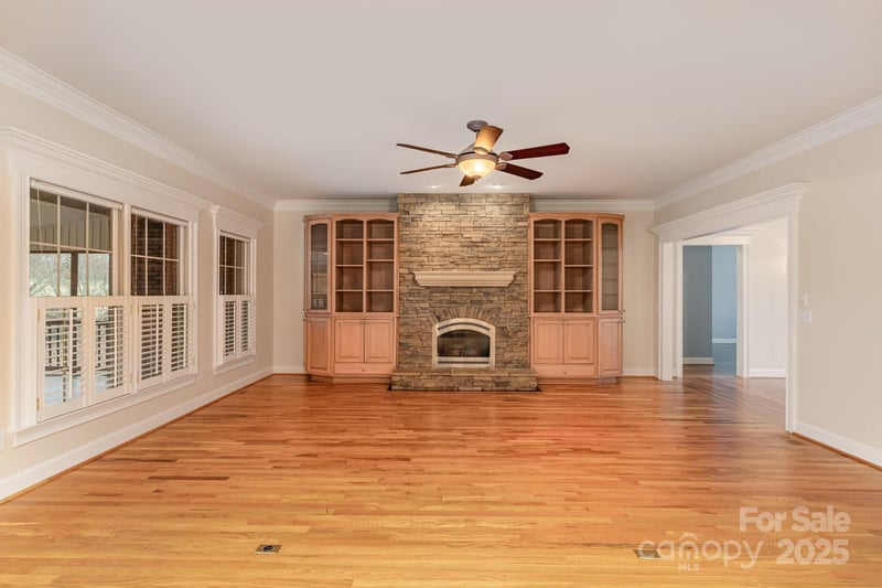 3646 Hogan Ct NE, Conover, NC 28613