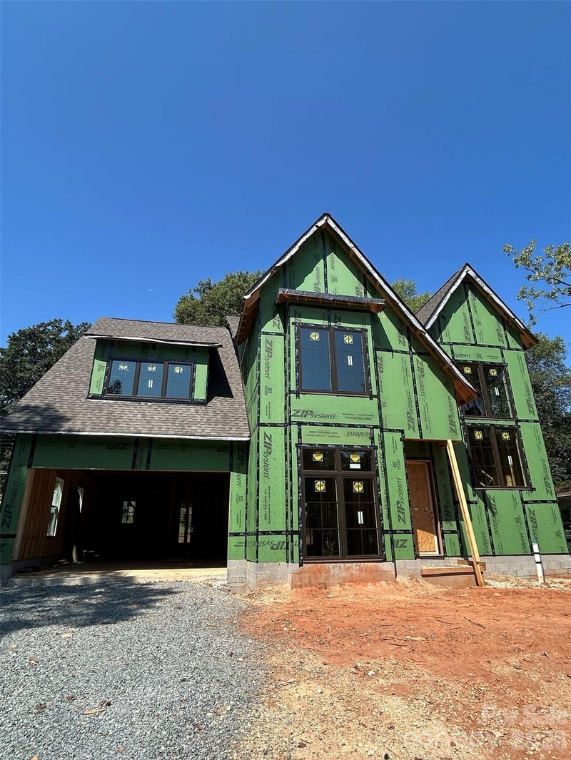 4616 General Pershing Dr, Charlotte, NC 28209